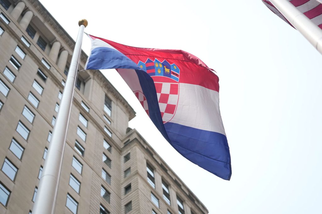 gradonačelnik-new-yorka-u-hrvatskom-dresu-zastava